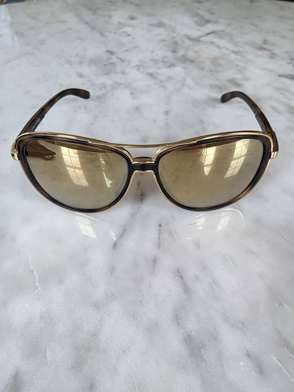 Women's Oakley Tortise Gold Framed Aviator Sunglasses